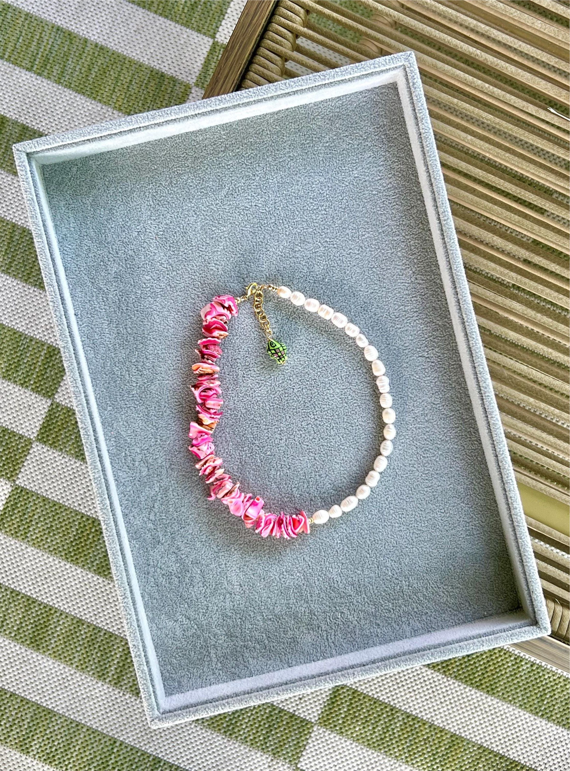 Pearly Pink Necklace