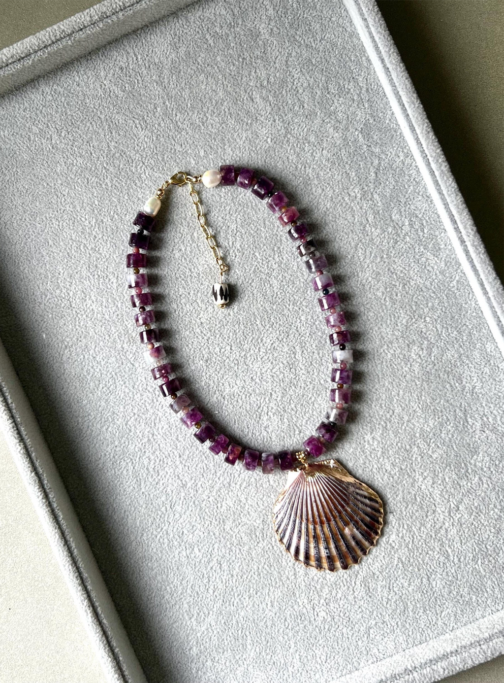 Paloma Shell Necklace