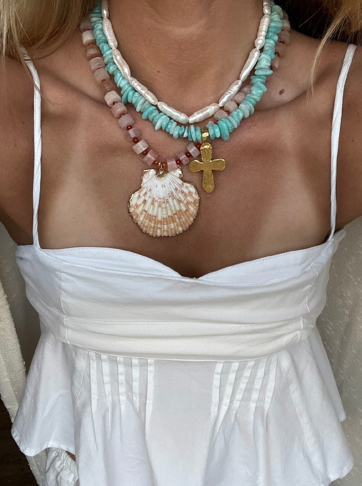 Cora Pink Shell Necklace
