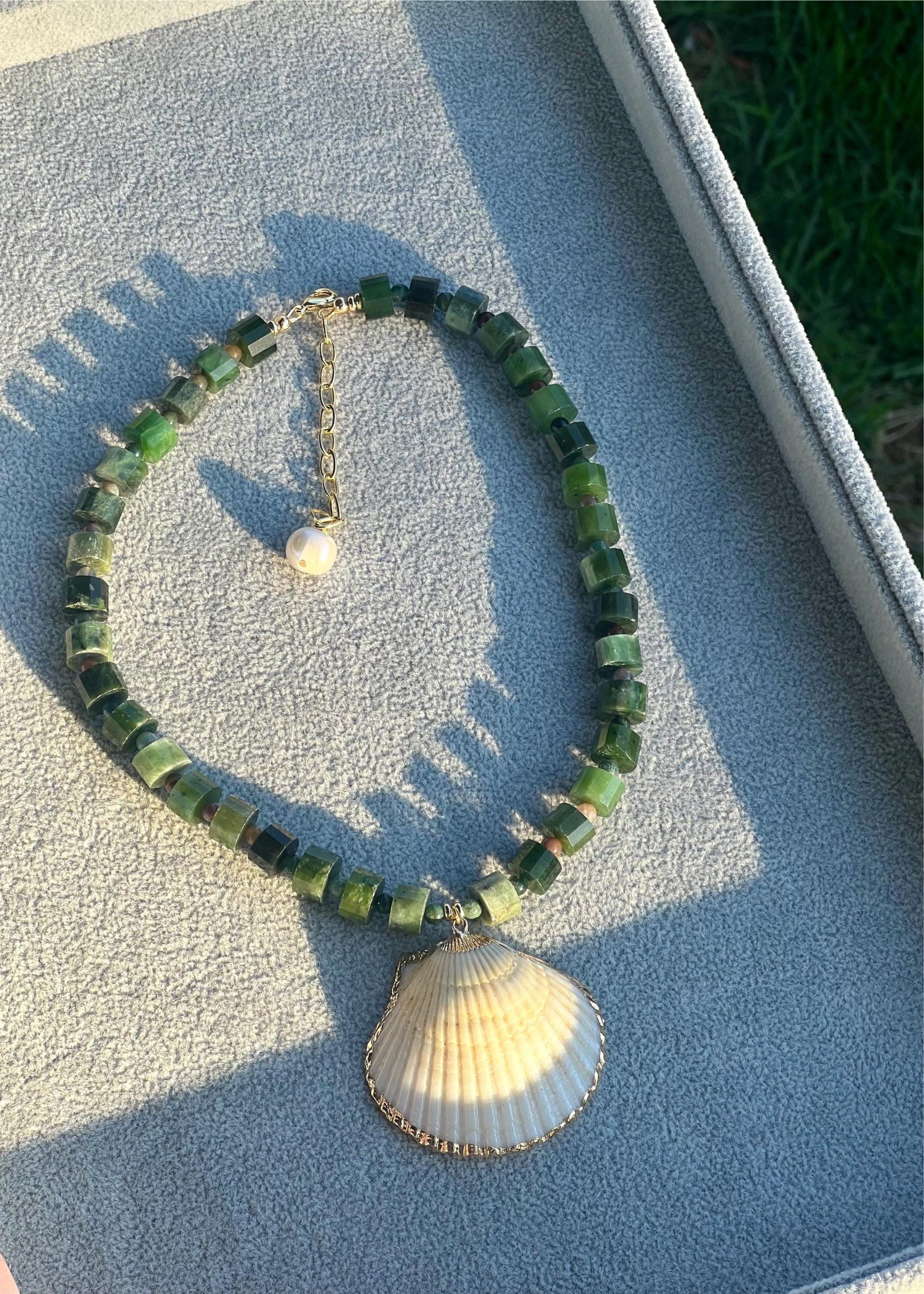 Green Jade Shell Necklace