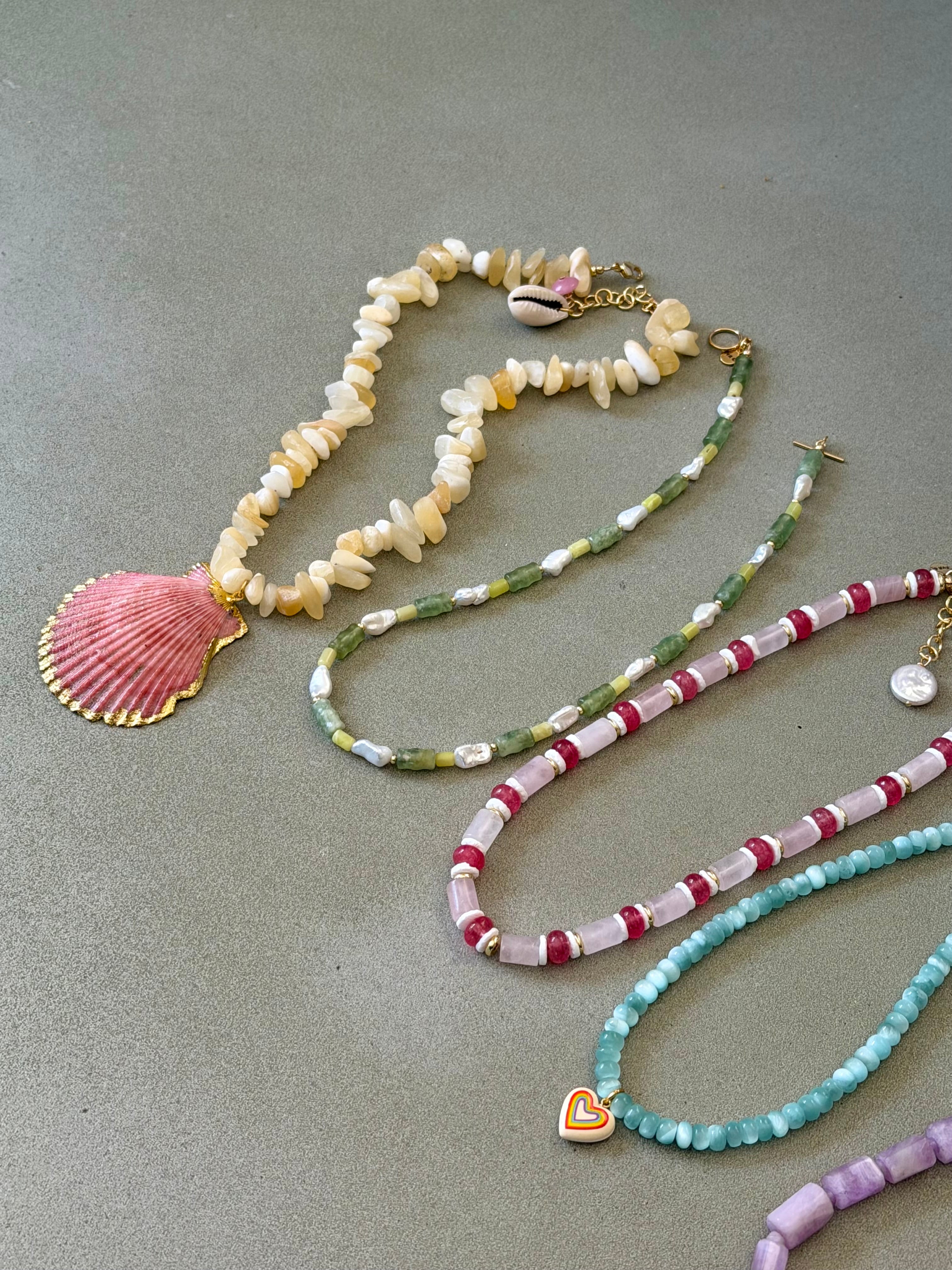 Pink and Yellow Shell, 1 of 1