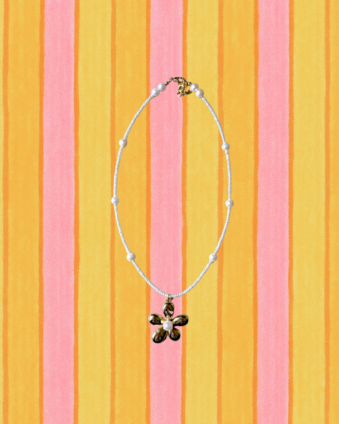 Pearl Daisy Necklace