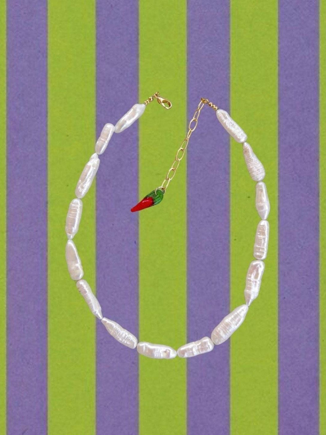 Skinny Pearls Necklace